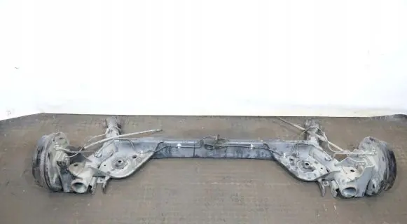 Nissan Juke I F15 Rear beam 