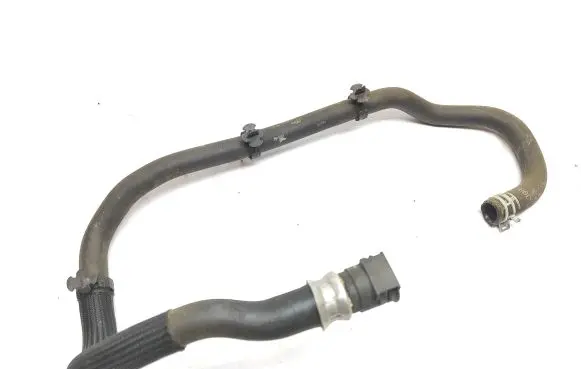 Peugeot 5008 II Engine coolant pipe/hose