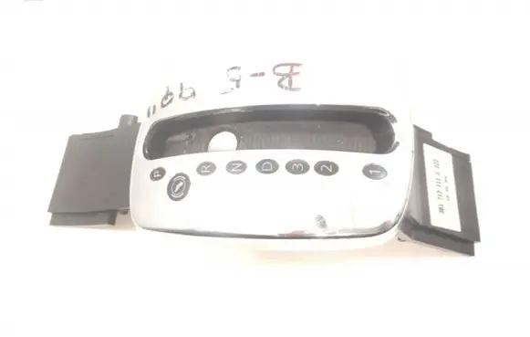 Volkswagen PASSAT B5 Gear shifter surround trim plastic 3B1713111G