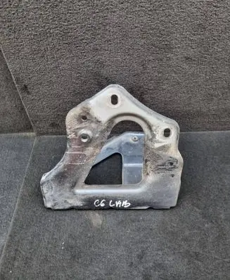 Audi A6 S6 C6 4F Fender mounting bracket 4F0821136A