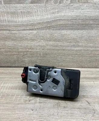 Opel Zafira A Rear door lock 24414135