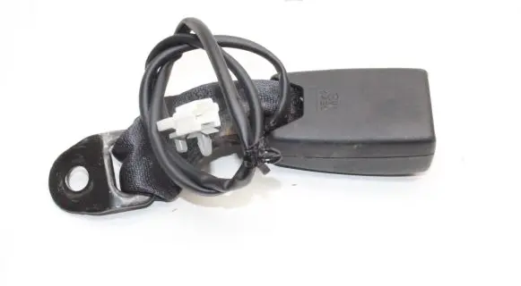 Nissan X-Trail T32 Rear seatbelt buckle