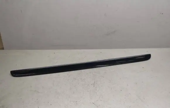 Mercedes-Benz C W202 Trunk door license plate light bar 2027580102