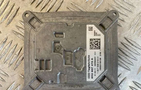 Audi A4 S4 B8 8K Headlight ballast module Xenon 8K0907472A 130732921801 10EEG100136