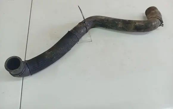 Peugeot 307 Engine coolant pipe/hose 