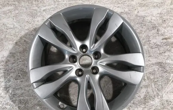 Hyundai ix35 R18 alloy rim 
