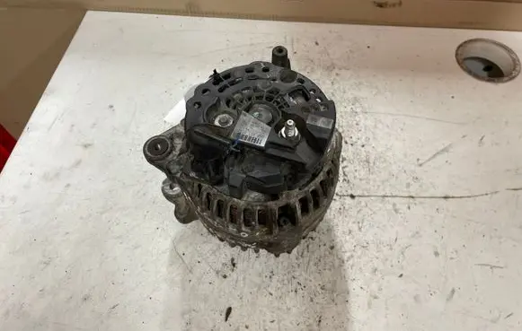 Volkswagen Sharan Generator/alternator 06F903023J 0124525092