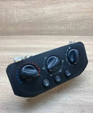 Renault Clio II Climate control unit 654982E