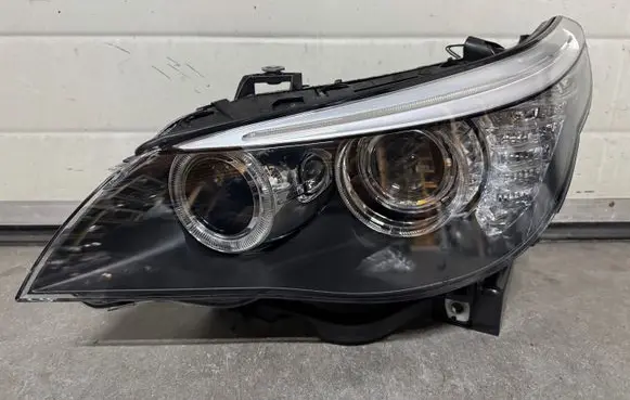 BMW 5 E60 E61 Headlight/headlamp 7177751