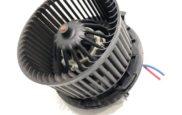 Nissan Micra Heater fan/blower F667217D