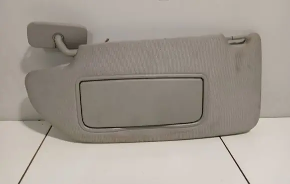 Volvo XC90 Sun visor