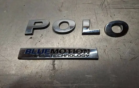 Volkswagen Polo V 6R Manufacturers badge/model letters 