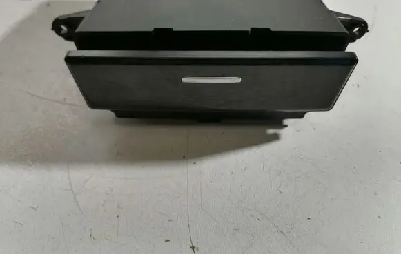BMW 5 E60 E61 Car ashtray 6976375