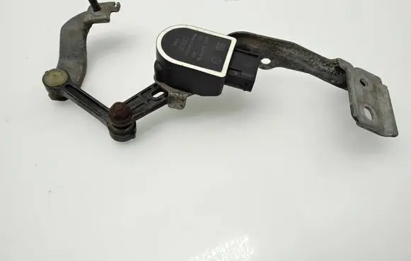 Mercedes-Benz CLA C117 X117 W117 Rear air suspension level height sensor A0045429918 A2463260140