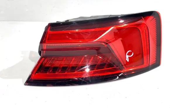 Audi A5 Rear/tail lights 8W6945092C