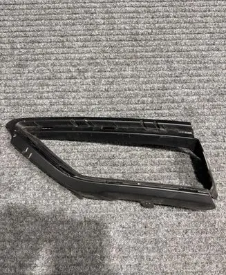Porsche Cayenne (9Y0 9Y3) Front bumper corner part panel trim 6Y0807675B