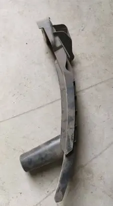 Volkswagen Golf V Front bumper mounting bracket 1K0807890