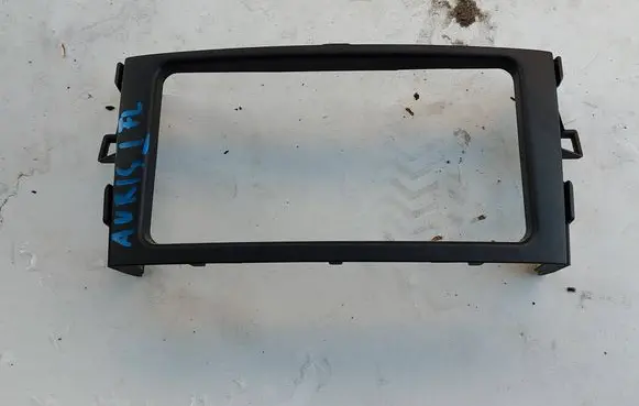 Toyota Auris 150 Panel trim 