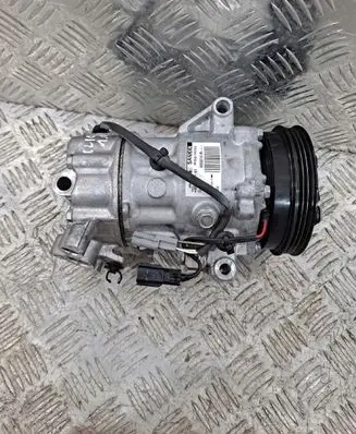 Renault Clio V Air conditioning (A/C) compressor (pump) 926007161R