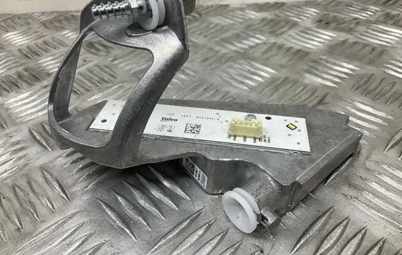 Audi A3 S3 8V LED ballast control module 90106506 B101542A