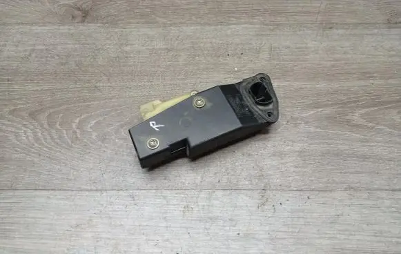 Volvo S60 Fuel tank cap lock 30716837