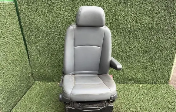Mercedes-Benz Vito Viano W639 Front passenger seat A0009101702 0009101702