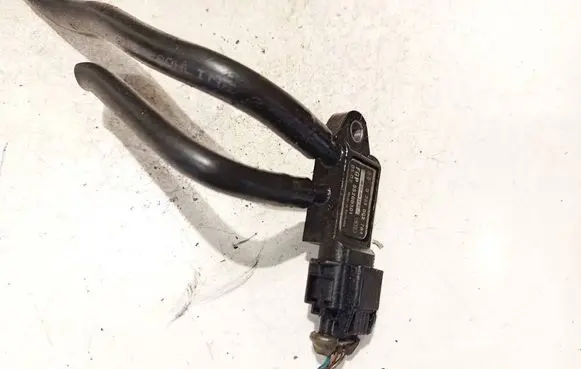 Opel Astra H Exhaust gas pressure sensor 0281002784 55200301