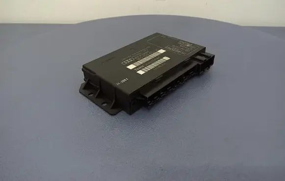 Audi A4 S4 B6 8E 8H Comfort/convenience module 8E0959433AG