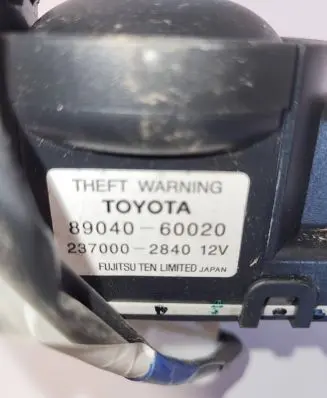 Toyota Land Cruiser (J120) Alarm system siren 8904060020 2370002840