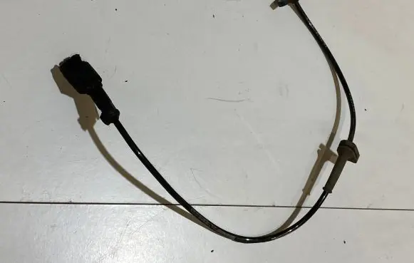 Ford Mustang VI ABS rear brake sensor FR3C2C190BA