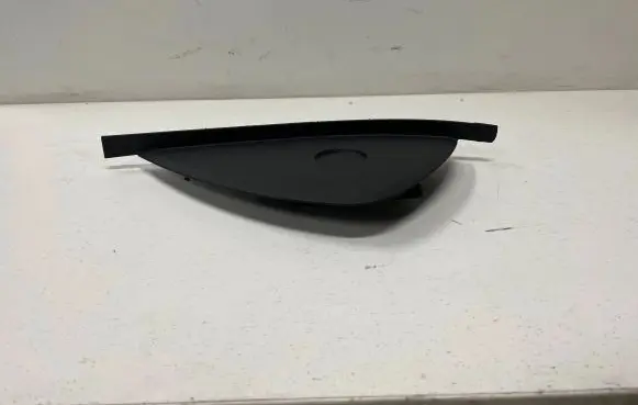Dashboard side end trim