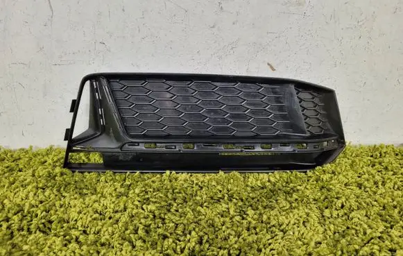 Audi A4 S4 B9 Front bumper lower grill 8w0807682k
