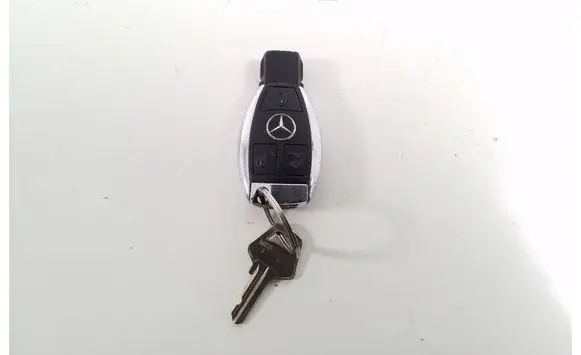 Mercedes-Benz E W212 Ignition key/card 