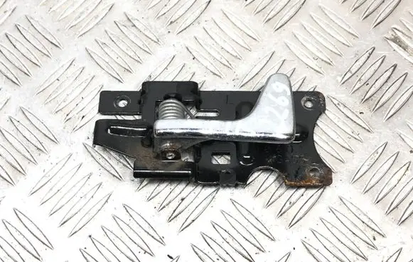 Land Rover Discovery Front door interior handle 06001