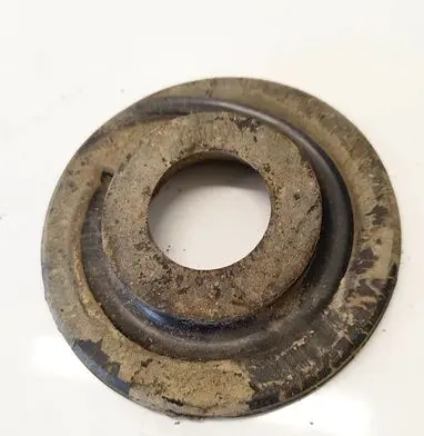 Volkswagen Touran I Front coil spring rubber mount 1K0512149B