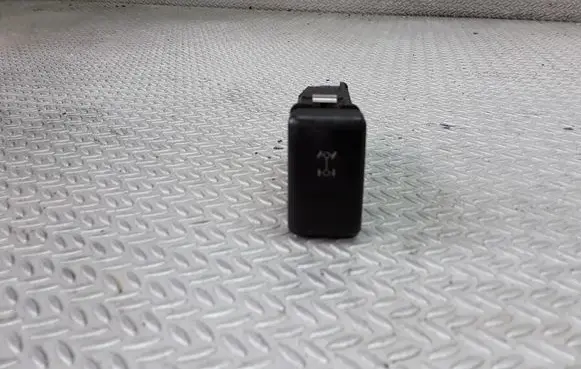 Opel Frontera B Differential lock switch M16334
