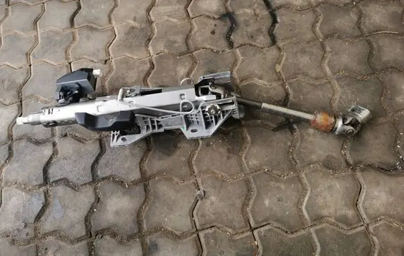 Peugeot 508 Steering wheel axle 9673759980 36448800