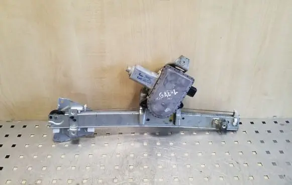 Mitsubishi Pajero Rear door window regulator with motor MR436869