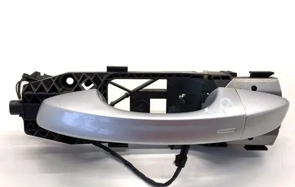 Volkswagen Golf VII Front door exterior handle 5N0837885H