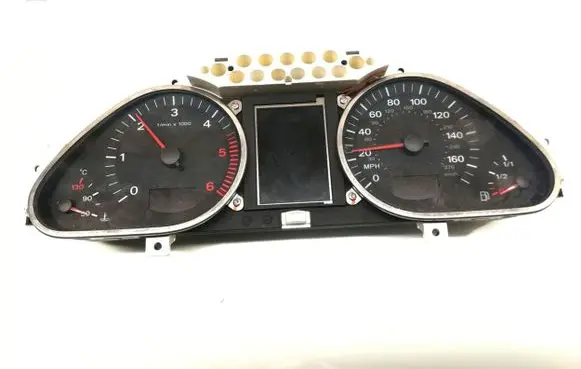 Audi A6 S6 C6 4F Speedometer (instrument cluster) 5550007301