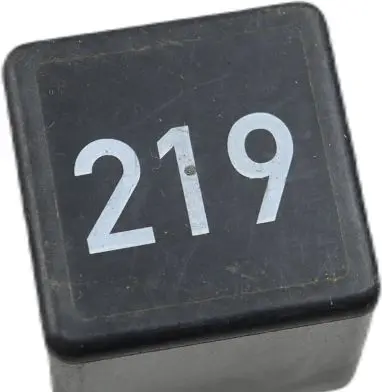 Volkswagen PASSAT B5 Other relay 443951253AA
