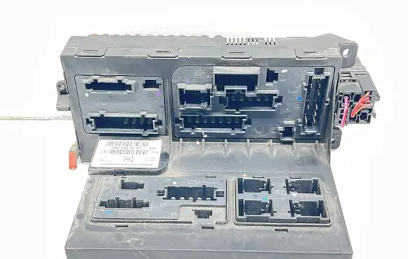 Mercedes-Benz E W211 SAM control unit 0025458701