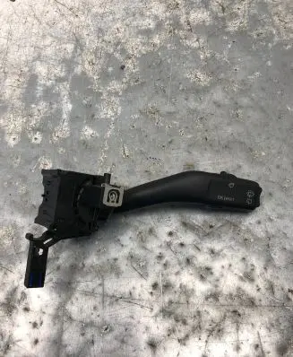 Volkswagen Touran I Wiper control stalk 1K0953519A