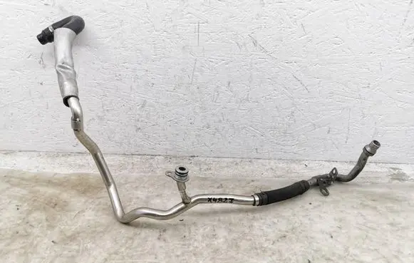 Mercedes-Benz C AMG W205 Engine coolant pipe/hose A17720017521