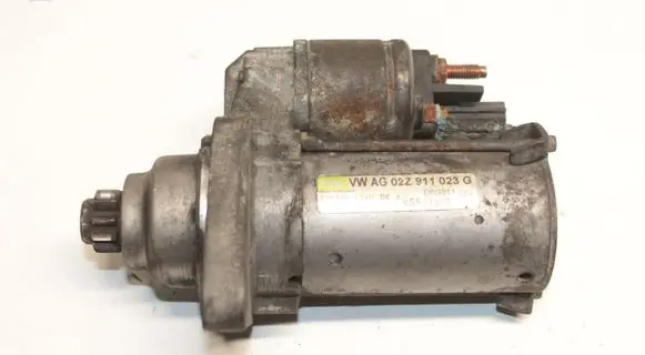 Volkswagen Golf VI Starter motor 02Z911023G