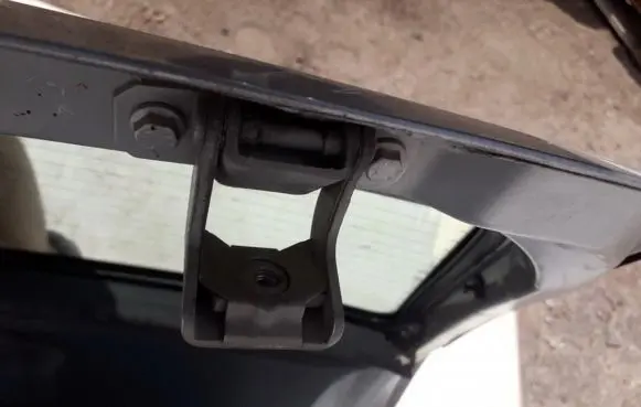 Fiat Punto (176) Tailgate/trunk/boot hinge