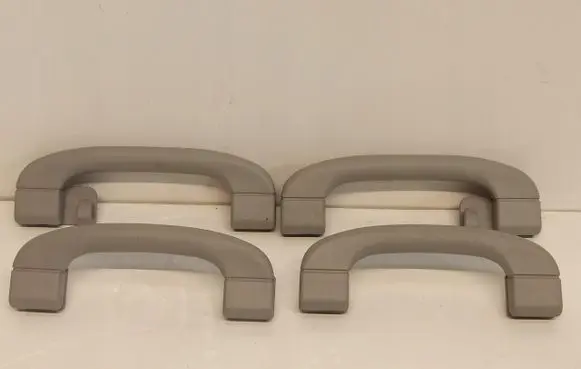 BMW 5 E60 E61 Tie down hook / loop 