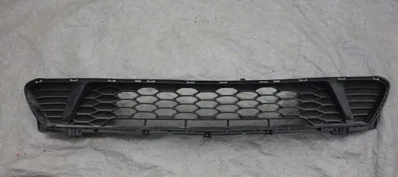 KIA Ceed Front bumper lower grill 86560J7000