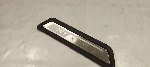 Hyundai i40 Rear sill trim cover 858883Z100