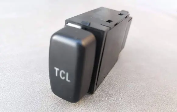 Mitsubishi Grandis ESP (stability program) switch 